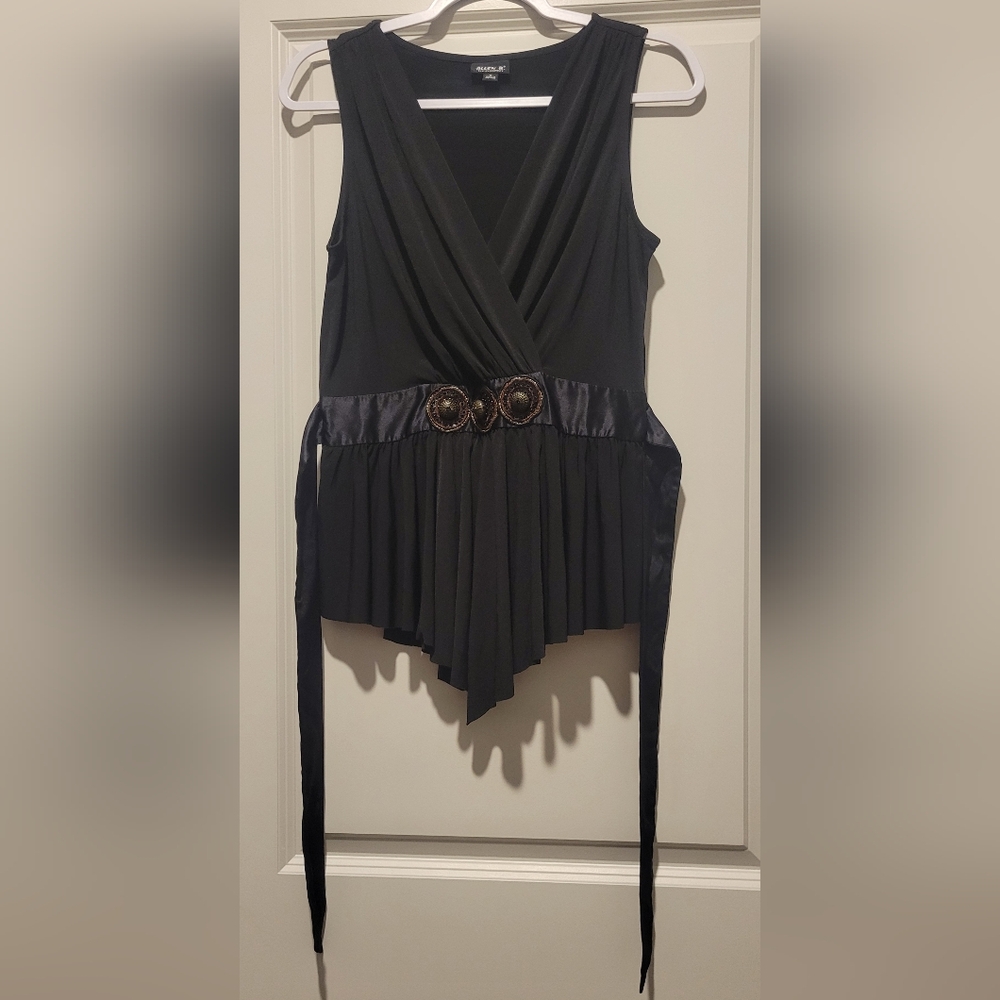 SOLD  Allen B. top - Picture 3 of 6